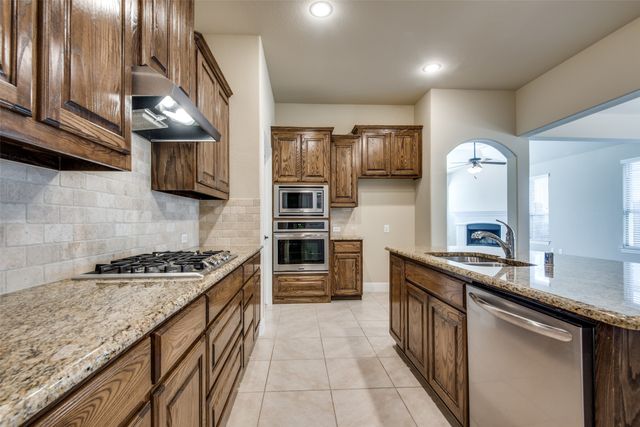 309 Harcourt Avenue, Mckinney, TX 75072
