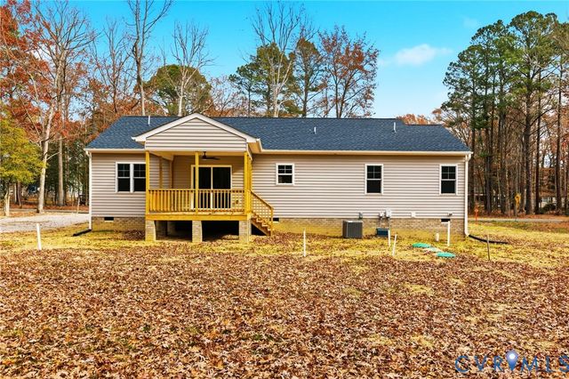 3645 GILL St, Chester, VA 23831