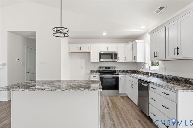 3645 GILL St, Chester, VA 23831