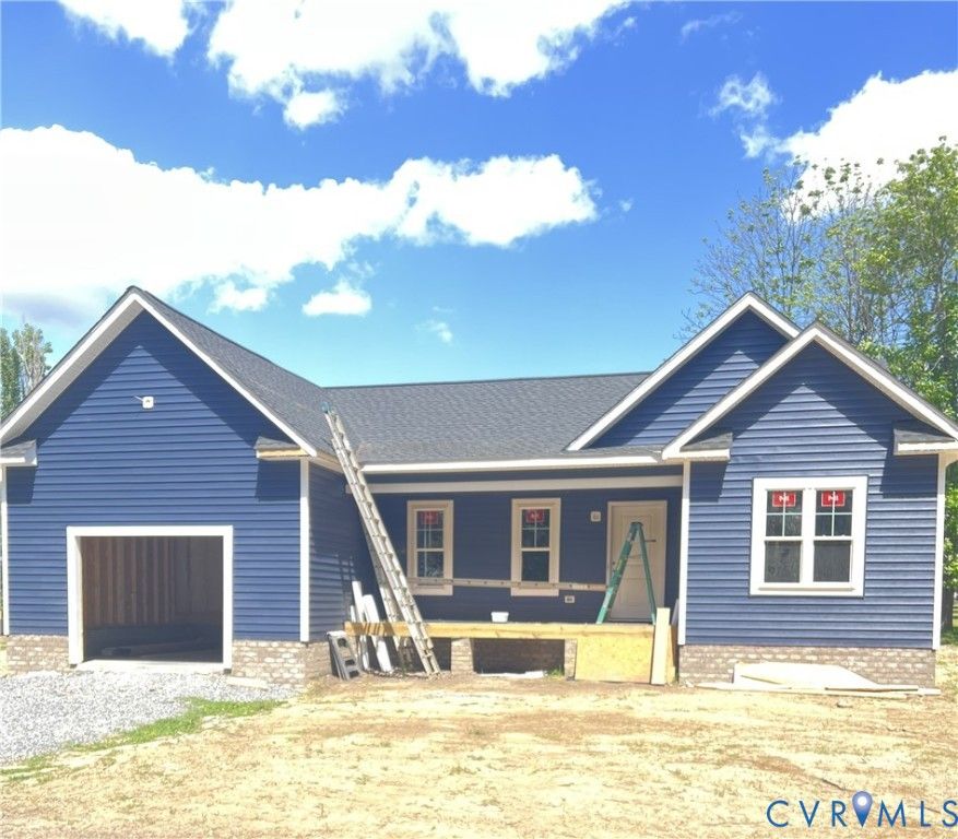 3645 GILL St, Chester, VA 23831