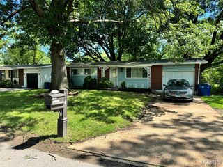 10268 Dacey Drive, Dellwood, MO 63136