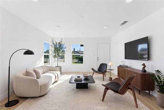 713 Michigan, Beaumont, CA 92223