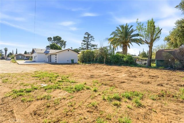 713 Michigan, Beaumont, CA 92223