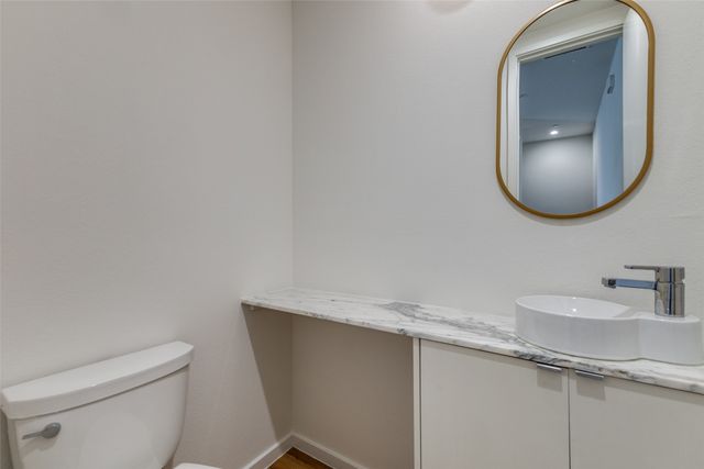 3816 San Jacinto Street 309, Dallas, TX 75204