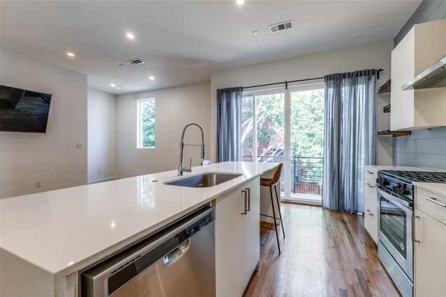 3816 San Jacinto Street 309, Dallas, TX 75204