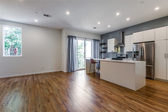 3816 San Jacinto Street 309, Dallas, TX 75204