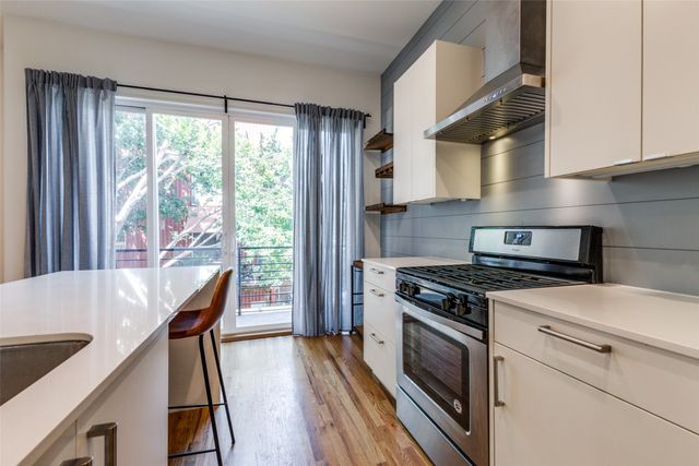 3816 San Jacinto Street 309, Dallas, TX 75204