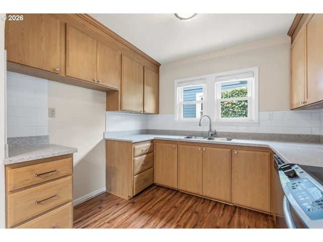 5815 Ne 26TH Ave, Portland, OR 97211