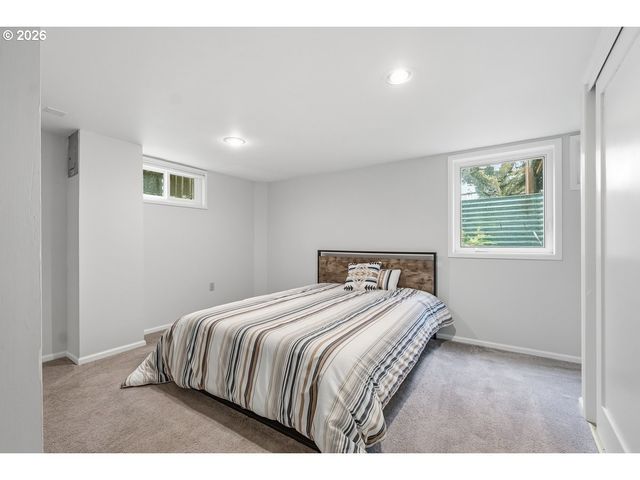 5815 Ne 26TH Ave, Portland, OR 97211