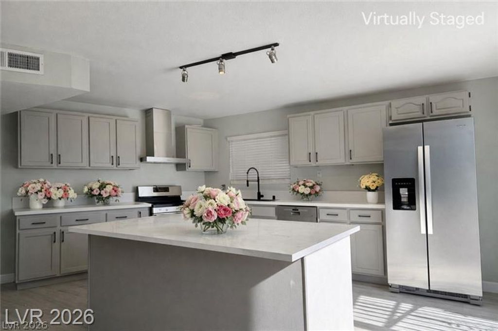 6489 Bugbee Avenue, Las Vegas, NV 89103 — photo 5
