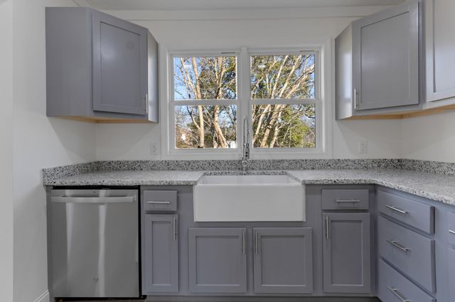 711 Walter, Athens, TN 37303