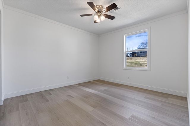 711 Walter, Athens, TN 37303