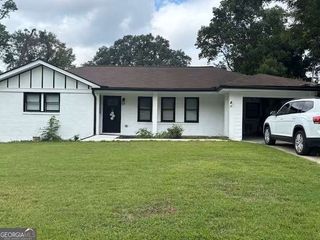 2301 Amber Way, Decatur, GA 30032