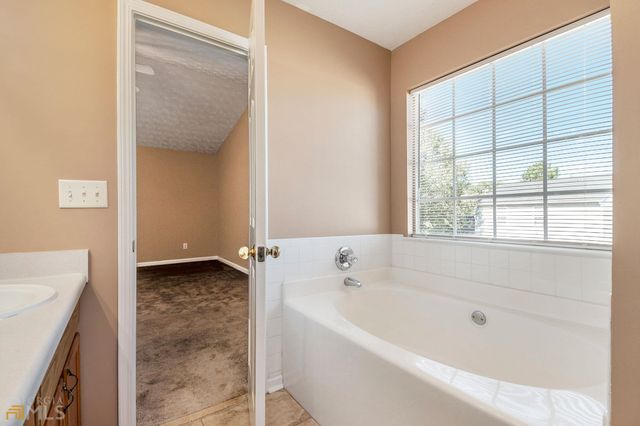 4313 Catalpa Court, Ellenwood, GA 30294