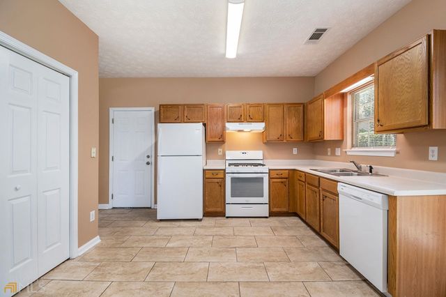 4313 Catalpa Court, Ellenwood, GA 30294