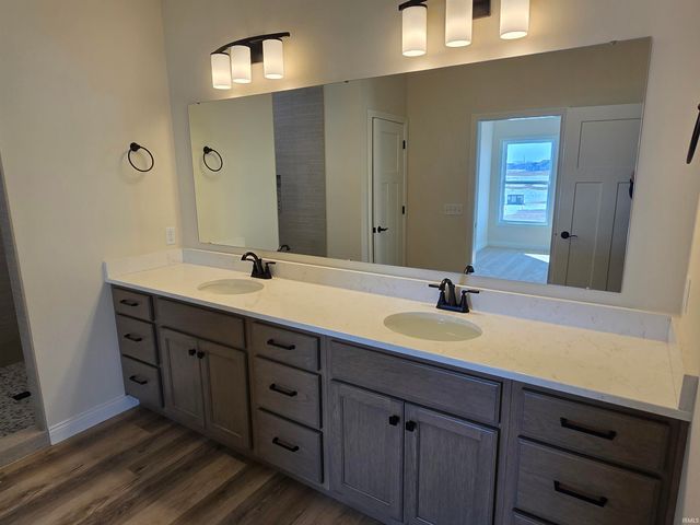 5253 Fair Creek Run, Fort Wayne, IN 46818