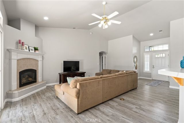 1555 Champlain Way, Chico, CA 95973