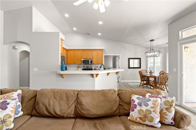 1555 Champlain Way, Chico, CA 95973