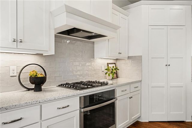 16543 S Legler Street, Olathe, KS 66062