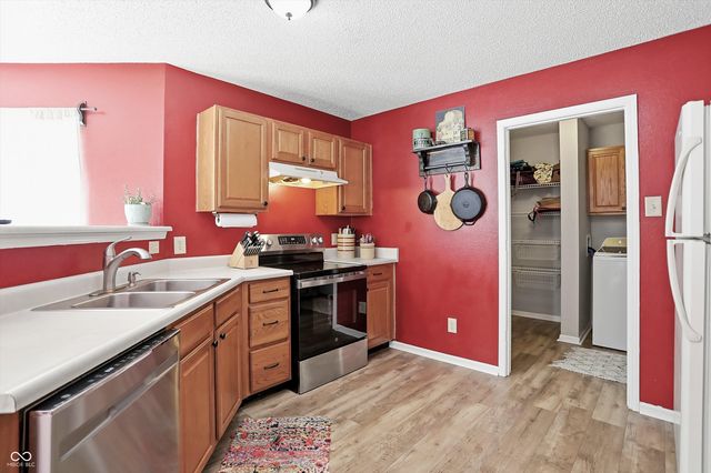 9949 Blue Ridge Way, Indianapolis, IN 46234