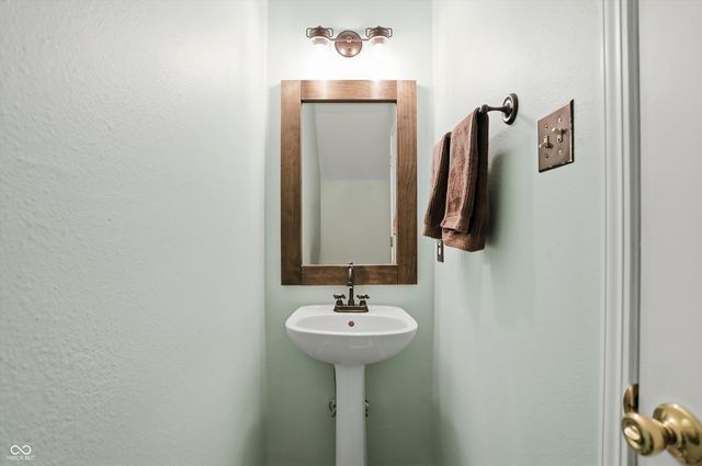 9949 Blue Ridge Way, Indianapolis, IN 46234