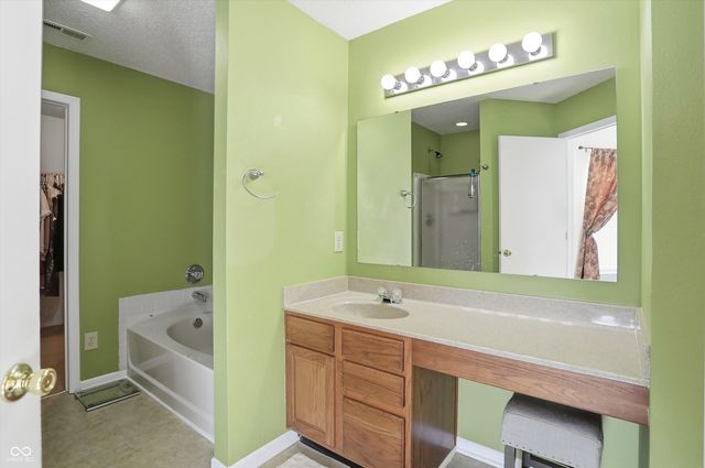 9949 Blue Ridge Way, Indianapolis, IN 46234