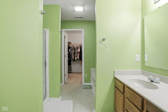 9949 Blue Ridge Way, Indianapolis, IN 46234