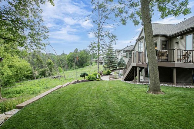 621 GLENVIEW AVENUE, Combined Locks, WI 54113