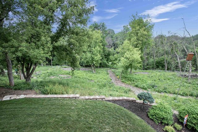 621 GLENVIEW AVENUE, Combined Locks, WI 54113