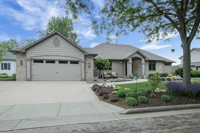 621 GLENVIEW AVENUE, Combined Locks, WI 54113
