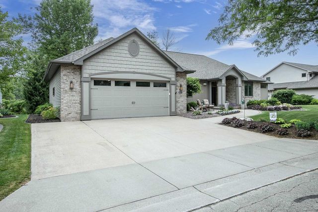 621 GLENVIEW AVENUE, Combined Locks, WI 54113