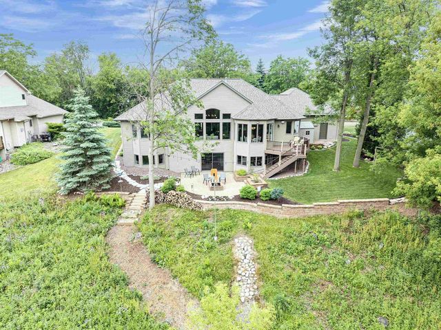621 GLENVIEW AVENUE, Combined Locks, WI 54113