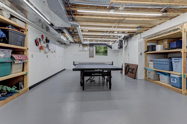 621 GLENVIEW AVENUE, Combined Locks, WI 54113