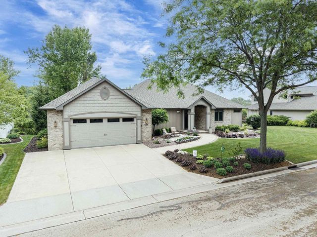 621 GLENVIEW AVENUE, Combined Locks, WI 54113