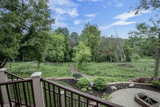 621 GLENVIEW AVENUE, Combined Locks, WI 54113