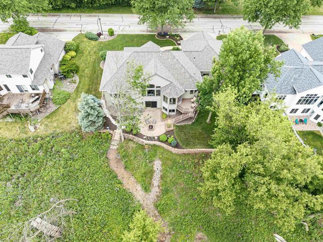 621 GLENVIEW AVENUE, Combined Locks, WI 54113