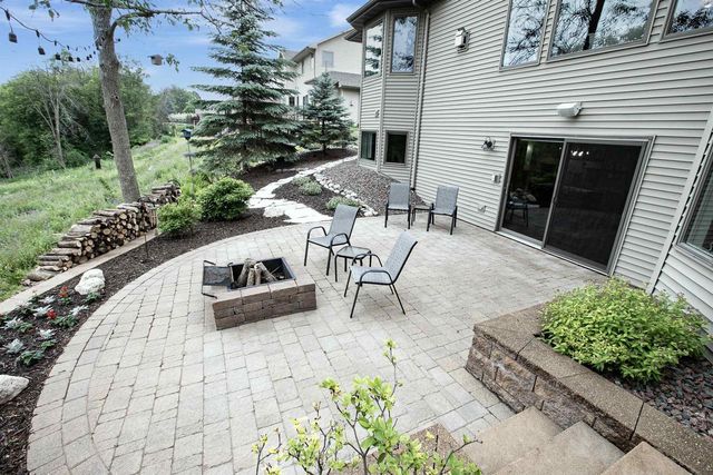 621 GLENVIEW AVENUE, Combined Locks, WI 54113
