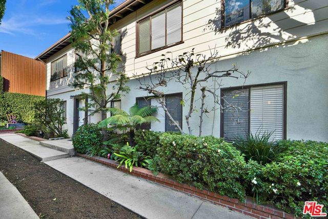 10357 Ashton Avenue, Los Angeles, CA 90024