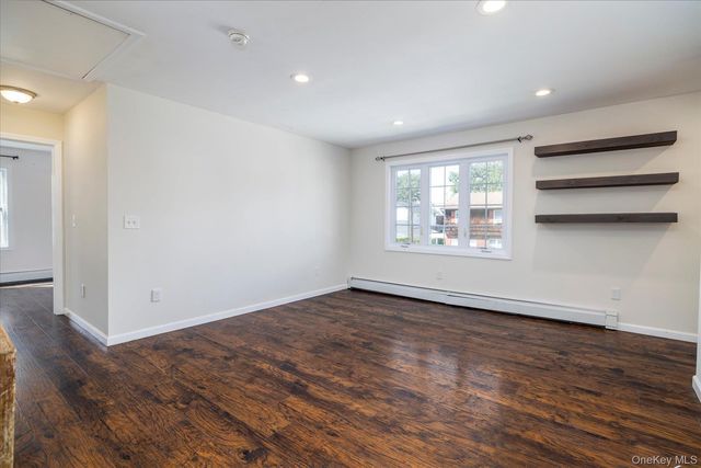 729 Arcadian Avenue, Valley Stream, NY 11580