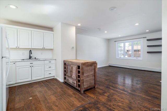 729 Arcadian Avenue, Valley Stream, NY 11580