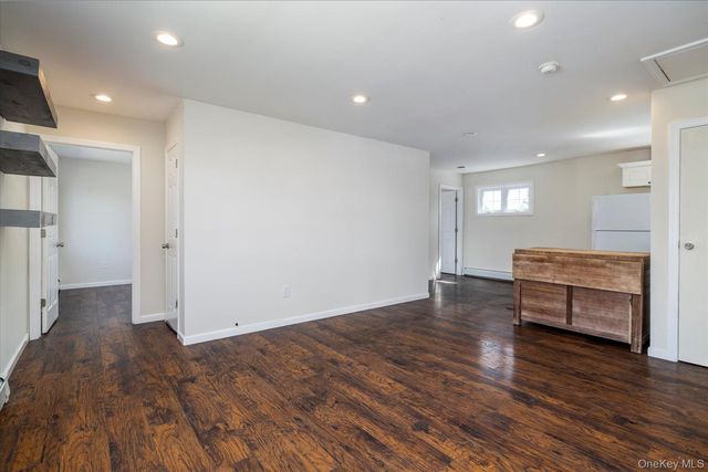 729 Arcadian Avenue, Valley Stream, NY 11580