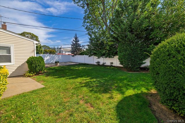 729 Arcadian Avenue, Valley Stream, NY 11580
