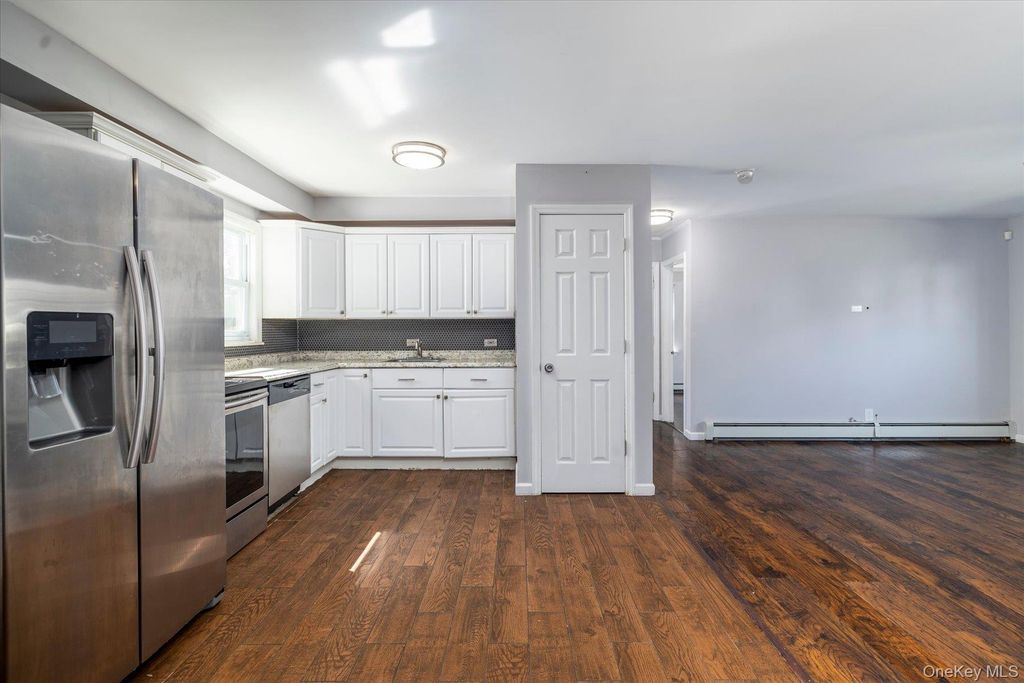 729 Arcadian Avenue, Valley Stream, NY 11580 — photo 4
