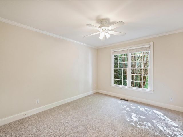 7705 Stonehaven Drive, Waxhaw, NC 28173