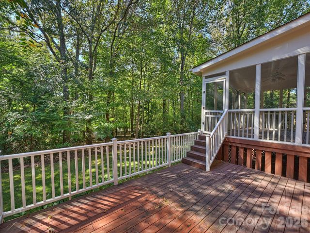 7705 Stonehaven Drive, Waxhaw, NC 28173