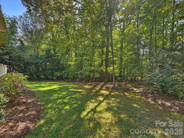 7705 Stonehaven Drive, Waxhaw, NC 28173