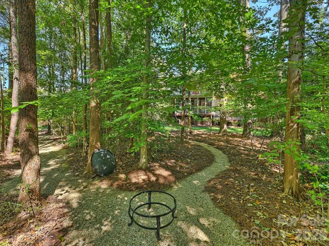 7705 Stonehaven Drive, Waxhaw, NC 28173