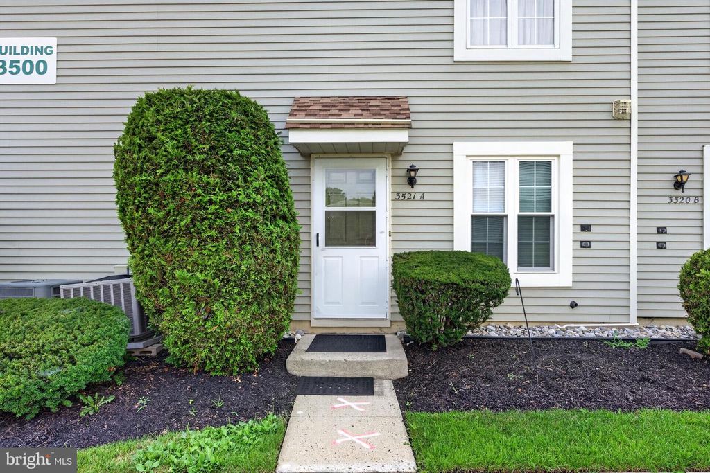 3521A NEILS CT, MOUNT LAUREL, NJ 08054 — photo 2