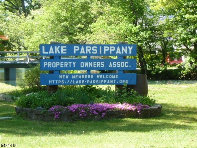 110 Longport Rd, Parsippany-troy Hills Twp., NJ 07054