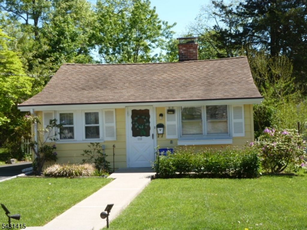 110 Longport Rd, Parsippany-troy Hills Twp., NJ 07054
